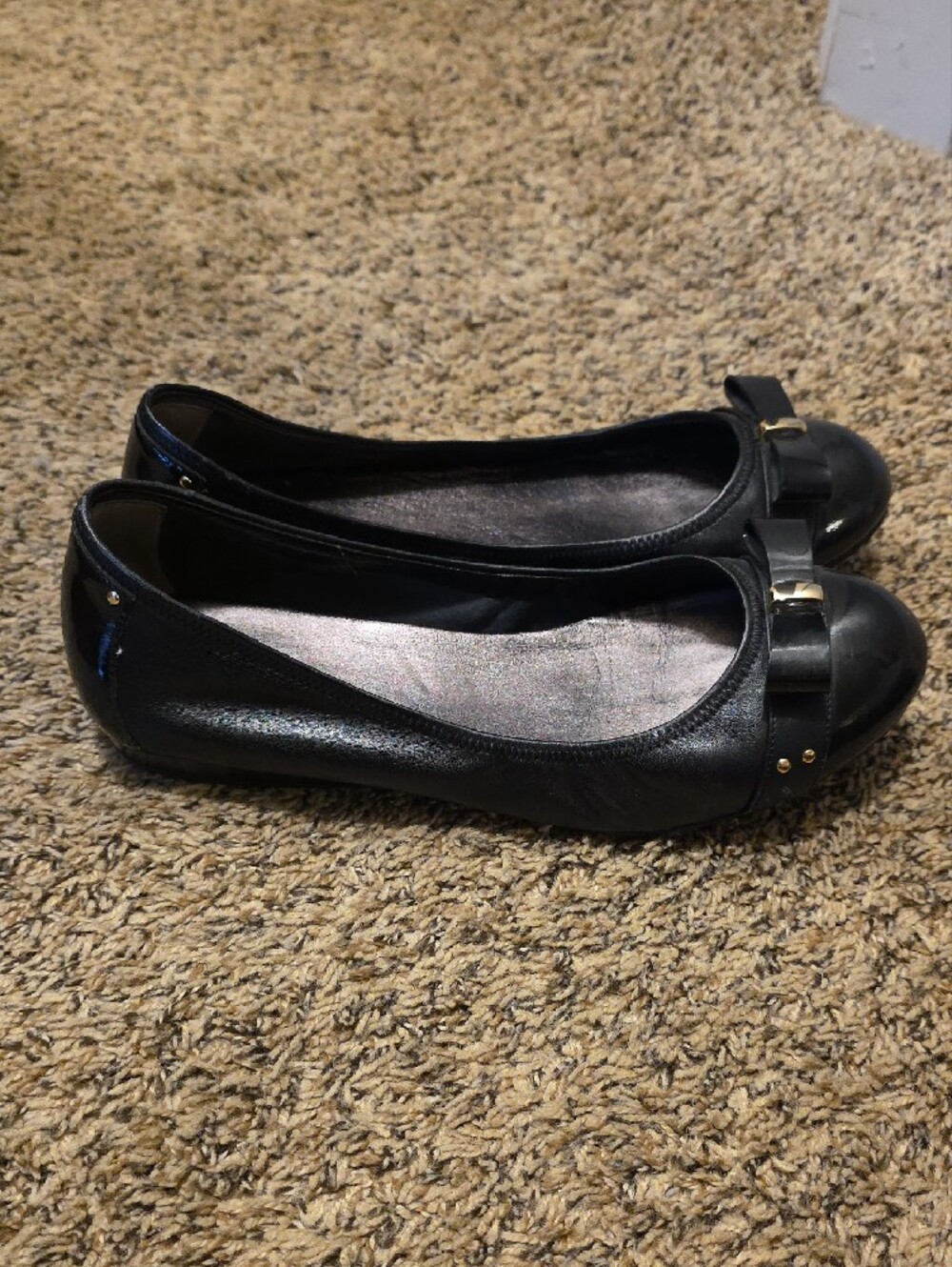 Cole Haan Black Patent Ballet Flats with Bow - Picture 3 of 3